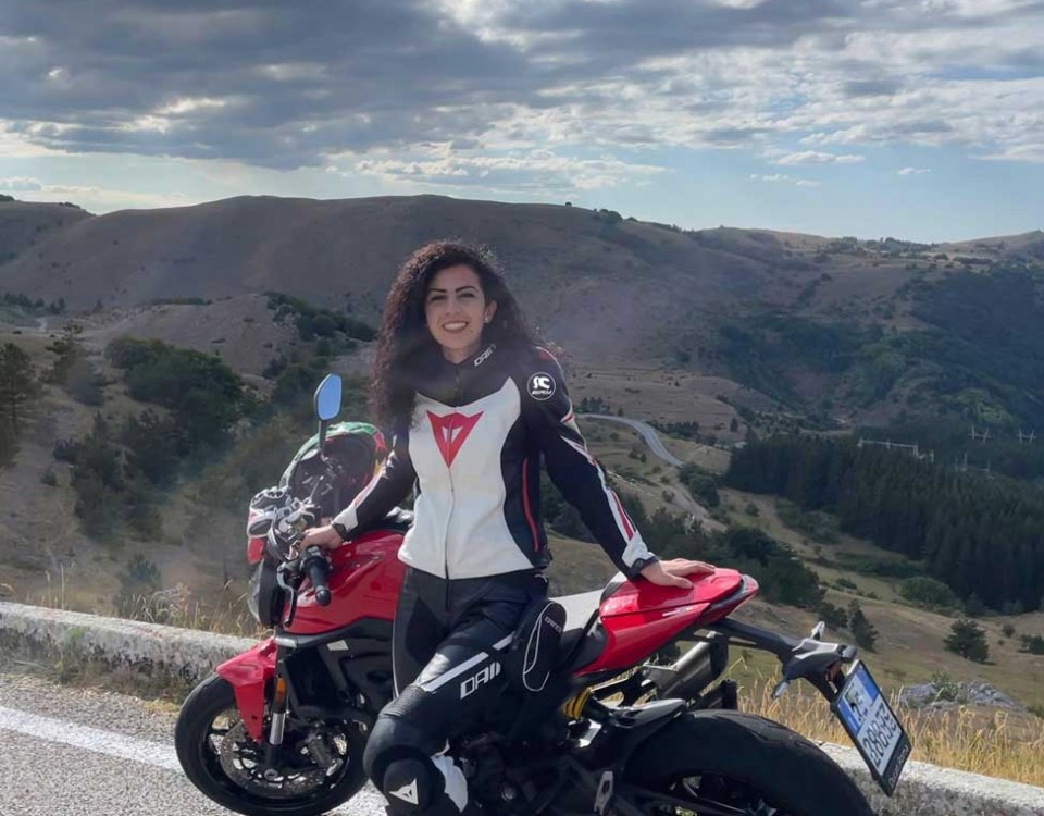 gloria_ragazze-in-moto-(1)