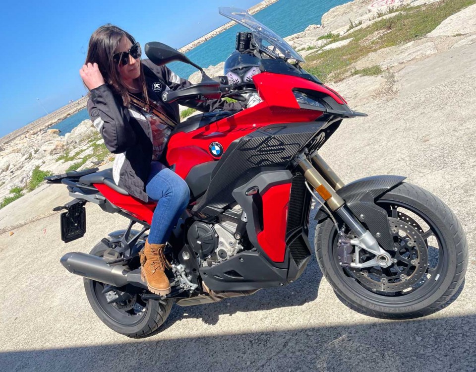 sabrina_ragazze_in_moto