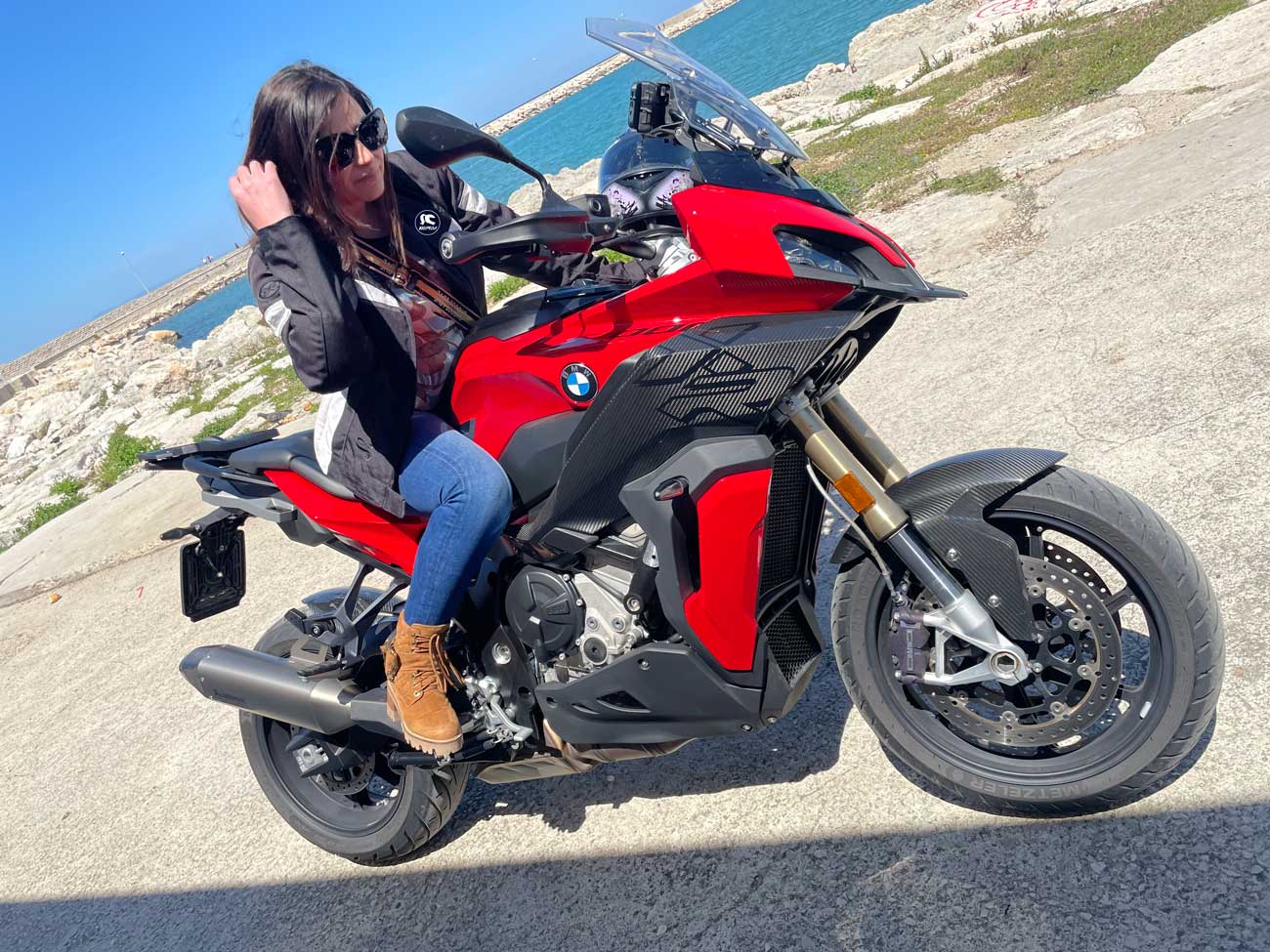 sabrina_ragazze_in_moto