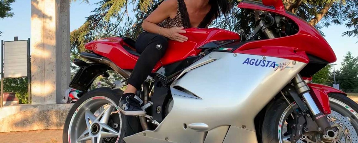 samanta-ragazze-in-moto