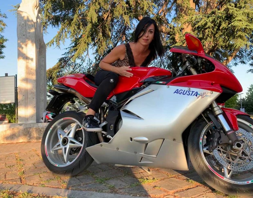 samanta-ragazze-in-moto