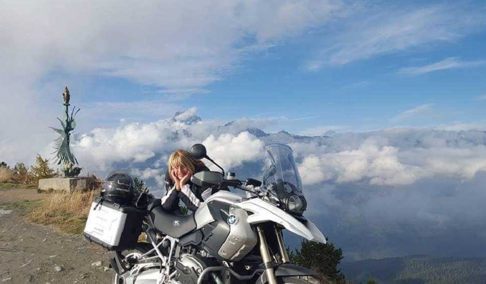 monique_ragazze_in_moto
