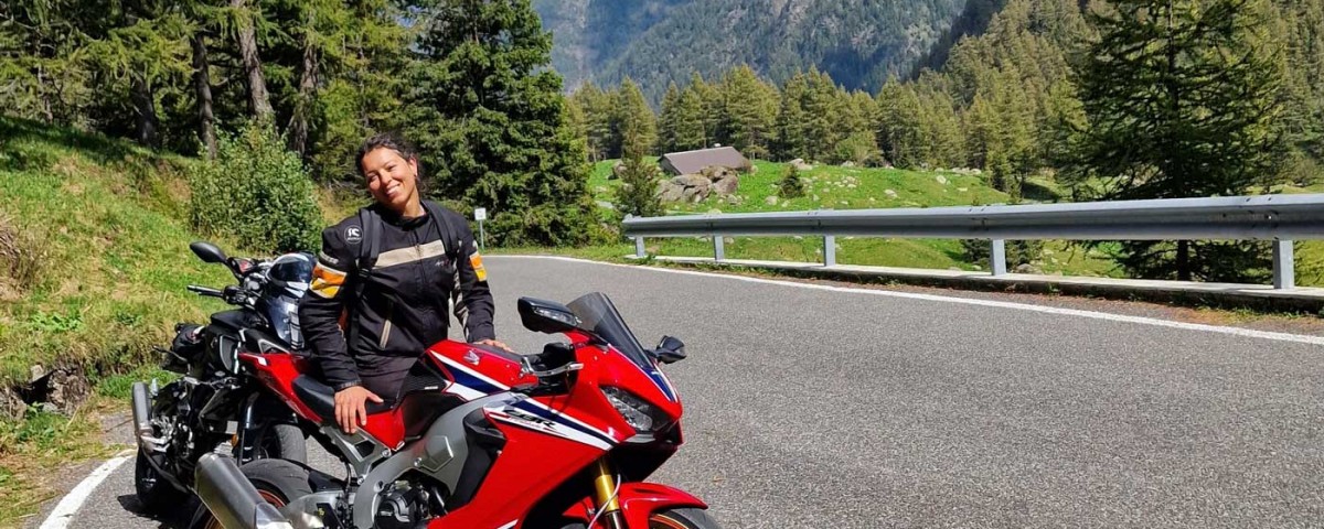 erica_ragazze-in-moto