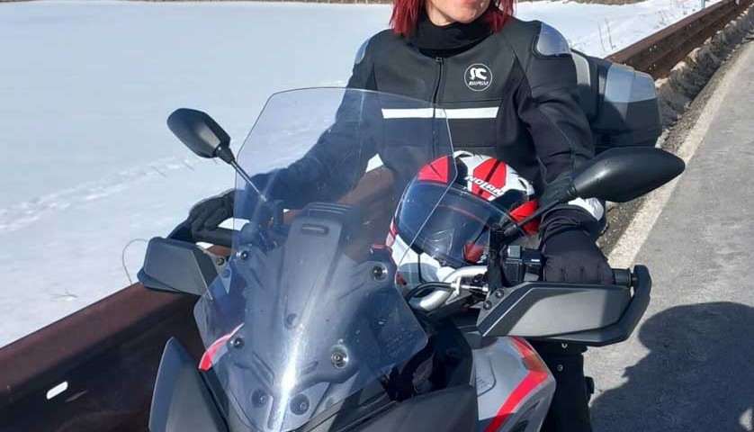 laura_ragazze-in_moto