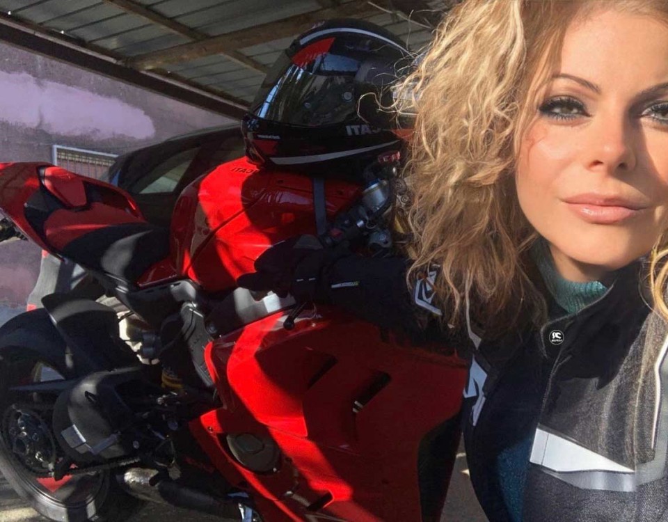 patrizia_ragazze_in_moto