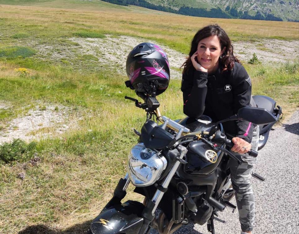 sara_ragazze_in_moto