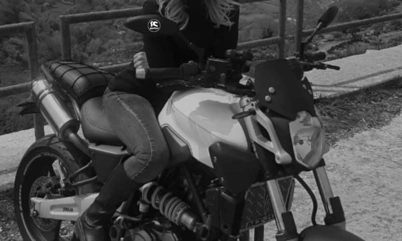 amelia_ragazze_in_moto