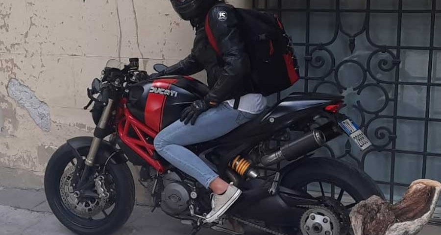 cristiana_ragazze_in_moto