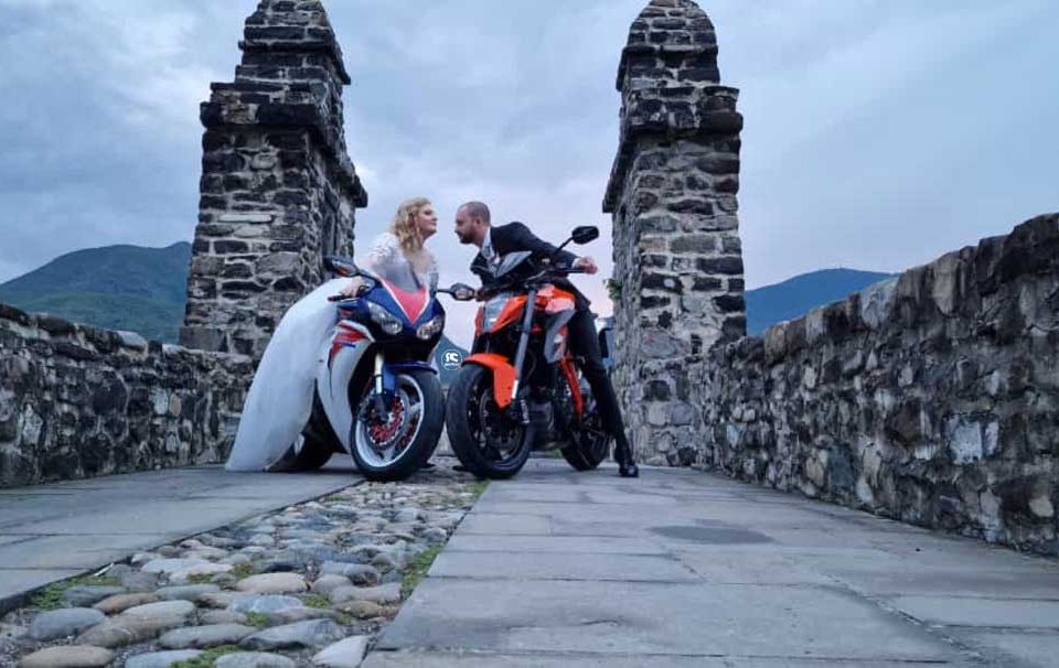 elisa_ragazze_in_moto