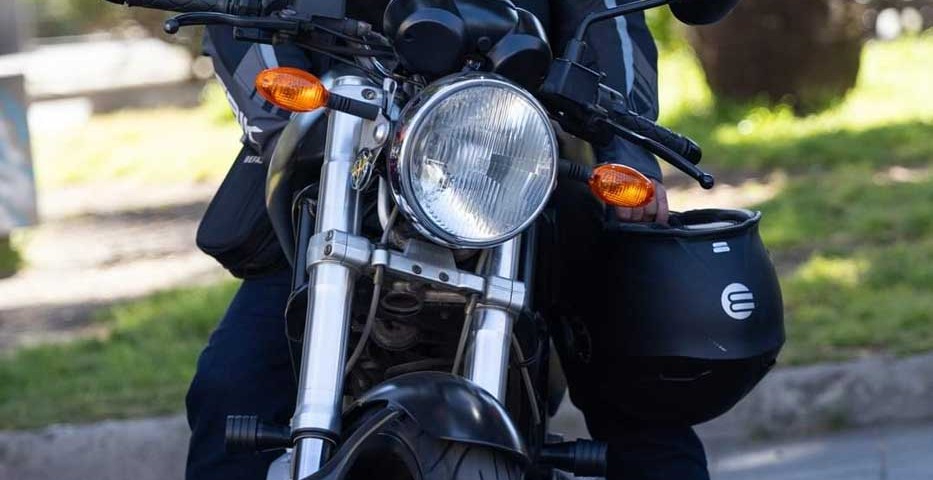 Melania_ragazze_in-moto