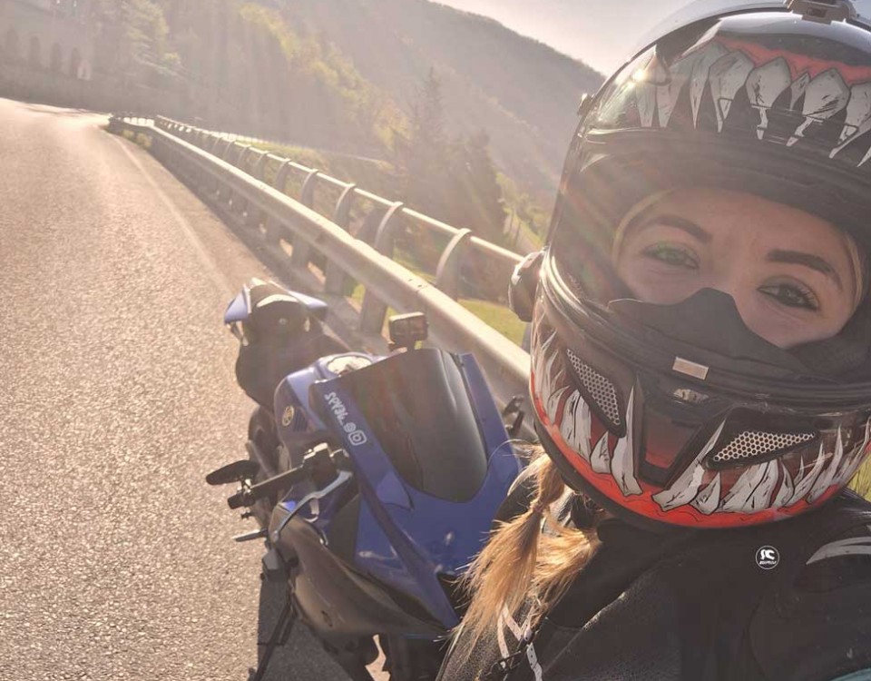 jessica_ragazze_in_moto