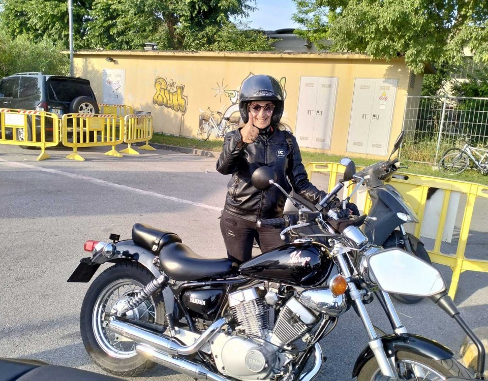 viviana_ragazze_in_moto