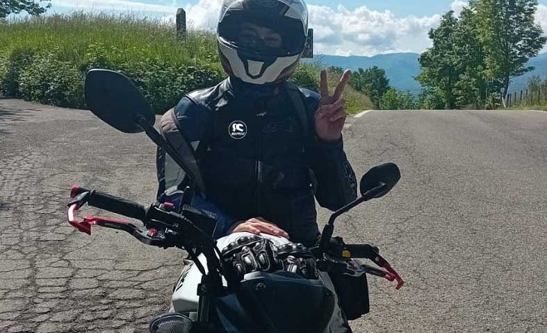 cristina_ragazze_in_moto