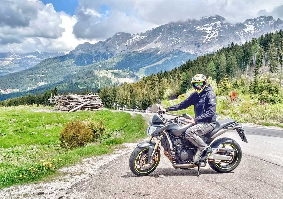 elisa_ragazze_in_moto