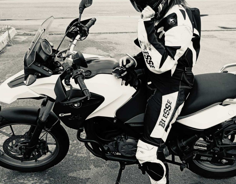 eugenia_ragazze_in-moto