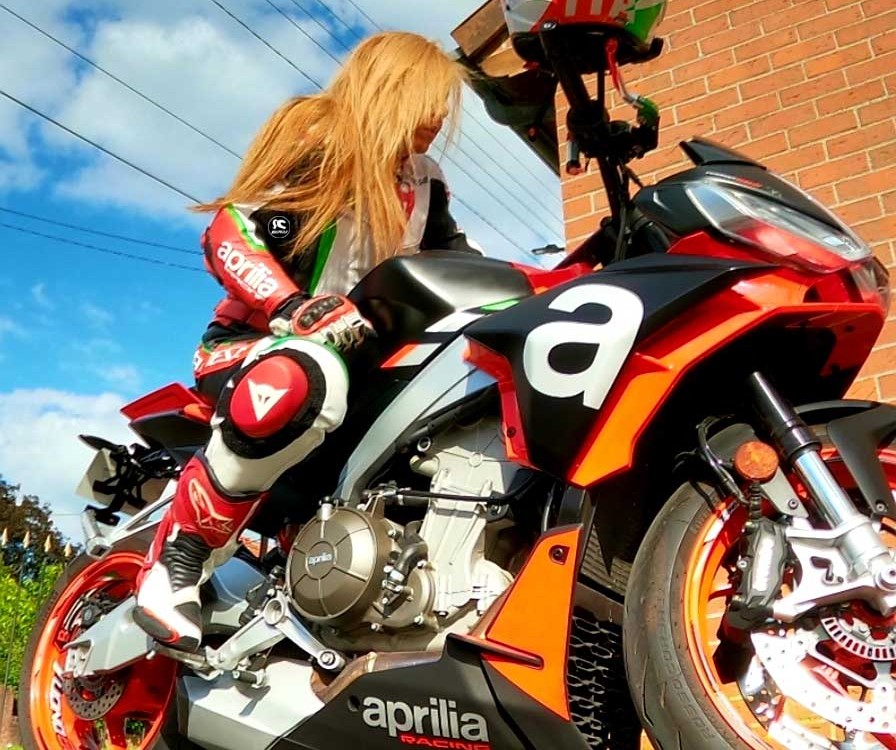 sarah_ragazze_in_moto