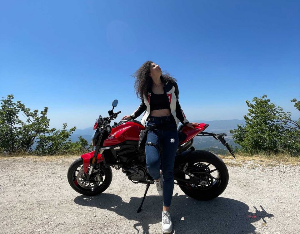 gloria_ragazze-in-moto-(2)