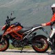 monica_ragazze_in-moto