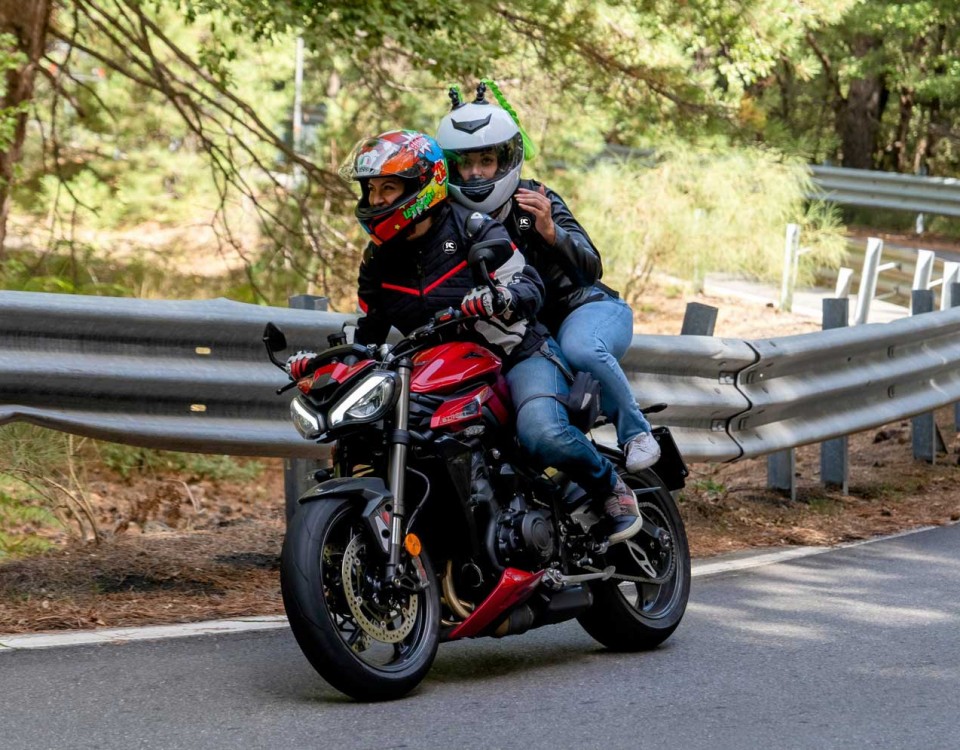 elisa_ragazze_in_moto