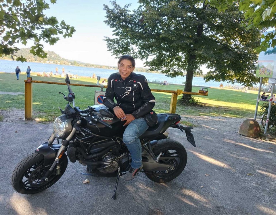 giovanna_ragazze_in_moto