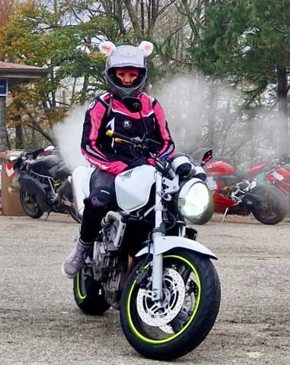 giulia_ragazze_in-moto