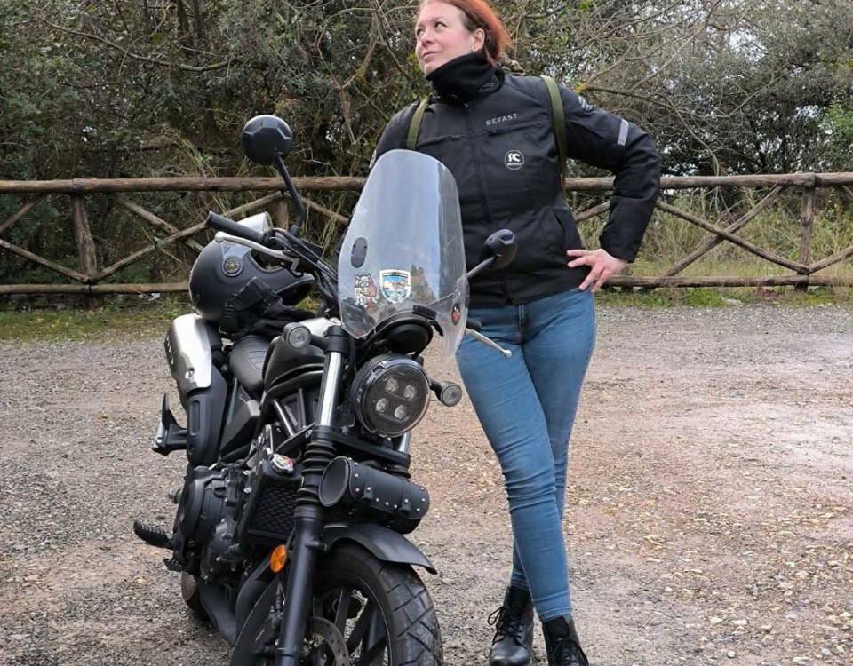 eleonora_ragazze_in_moto