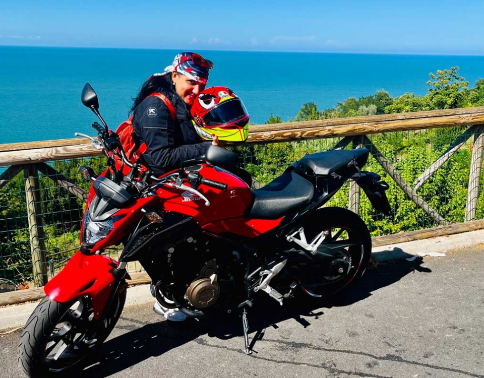 merlin_ragazze_in_moto