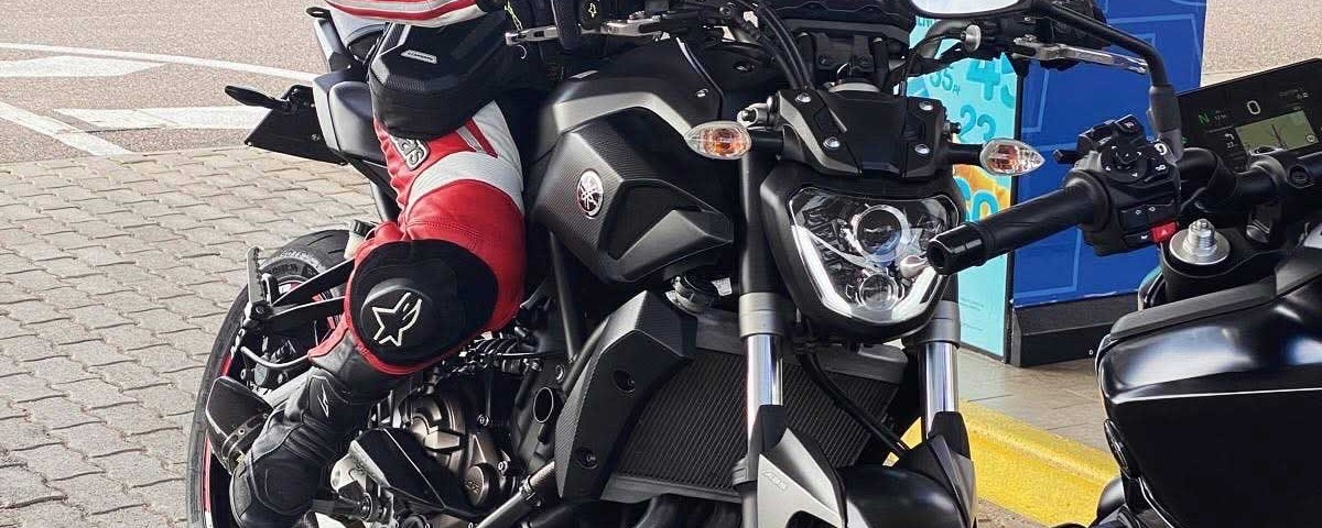 cristina_ragazze_in-moto