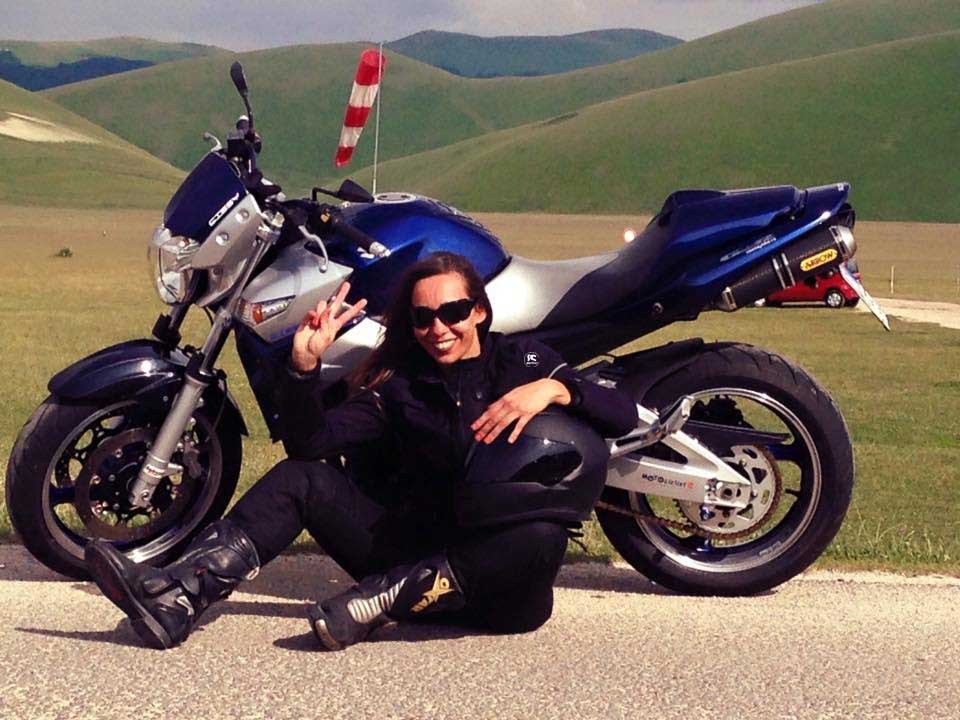 tamara_ragazze_in_moto