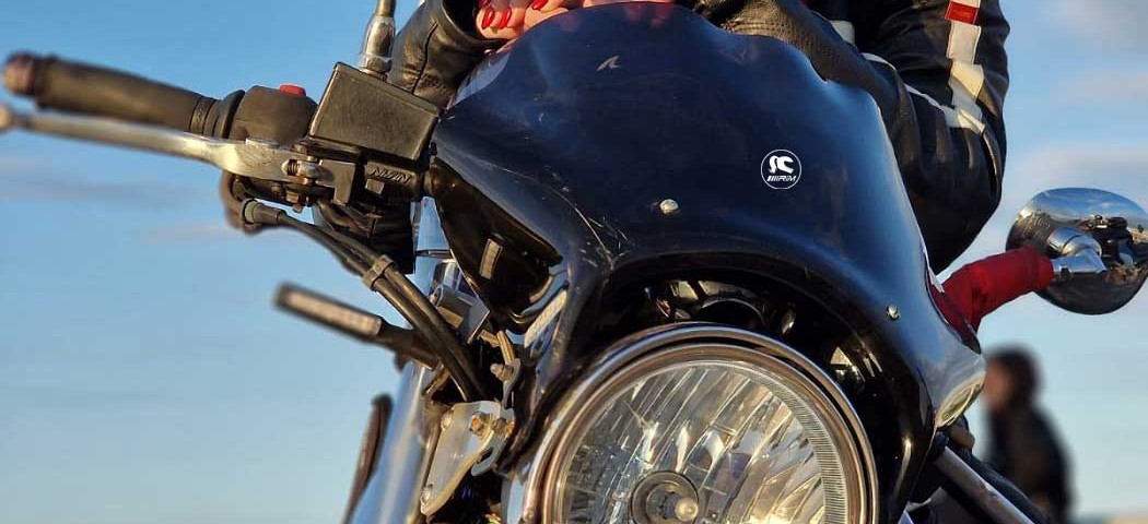 Rosy_ragazze_in_moto