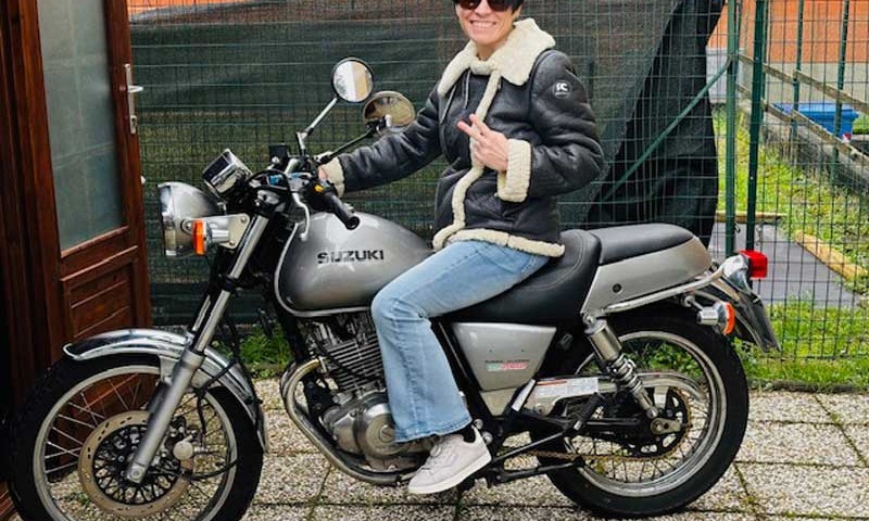 alessia_ragazze_in-moto
