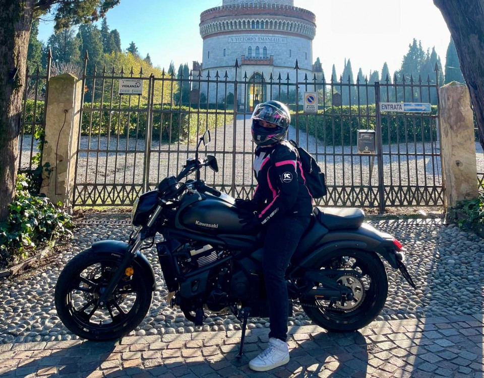 maurizia_ragazze_in_moto