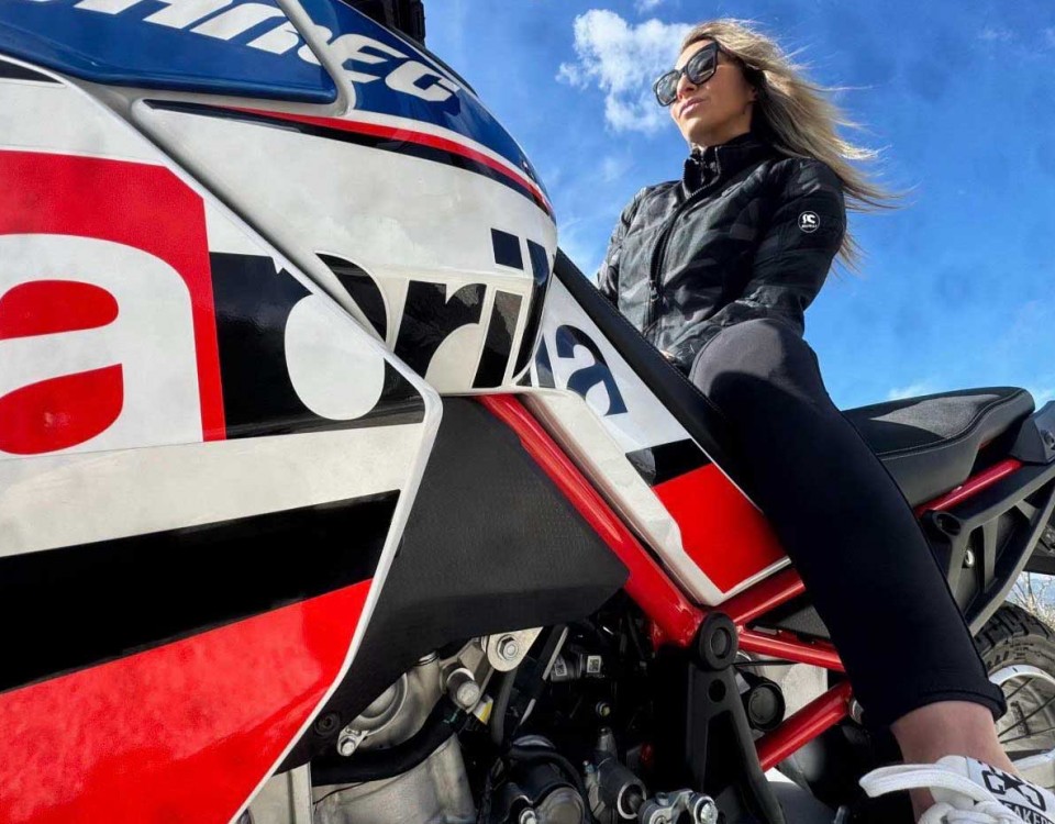 susy_ragazze_in_moto-