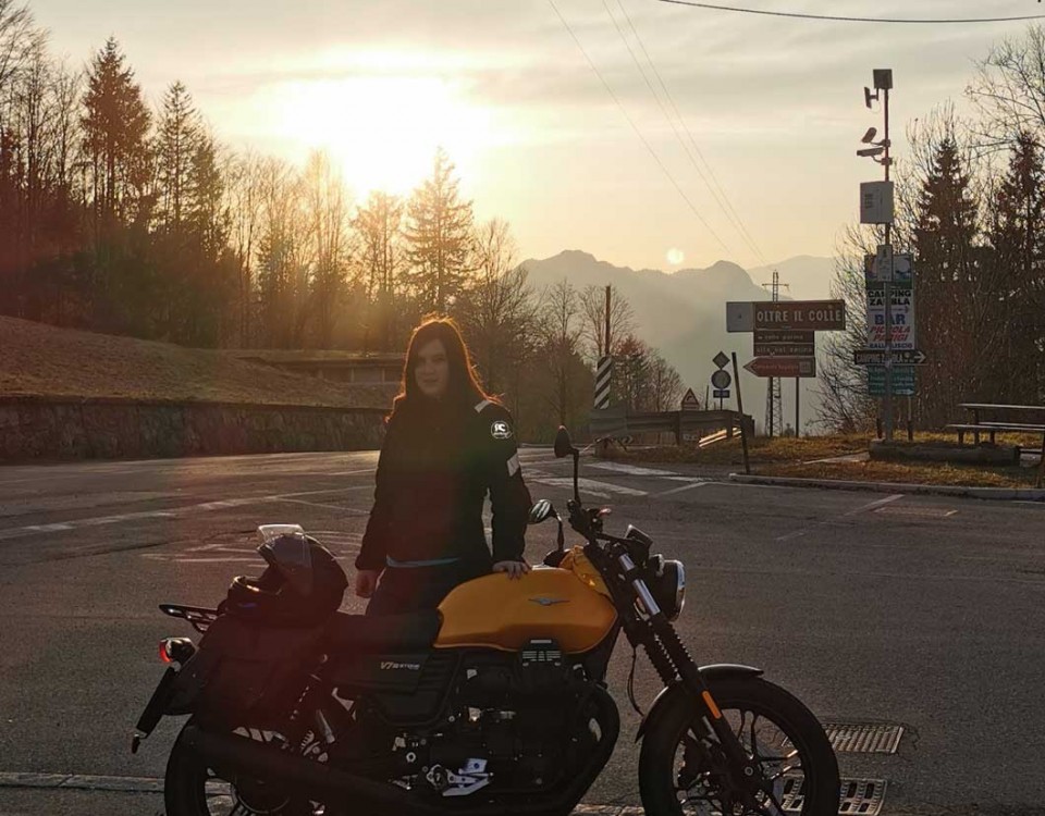 Erika_ragazze_in_moto