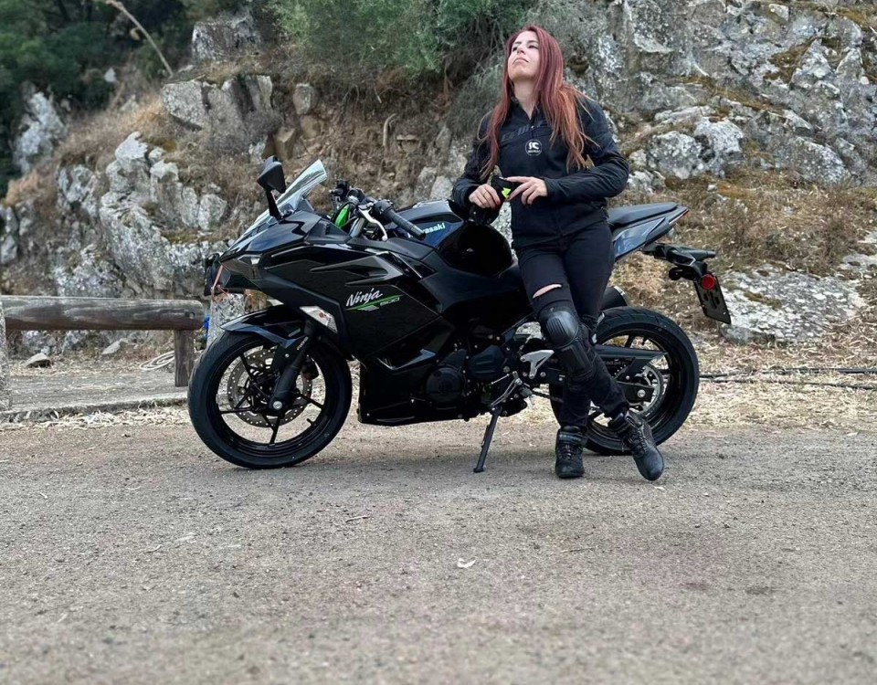enrica_ragazze_in_moto