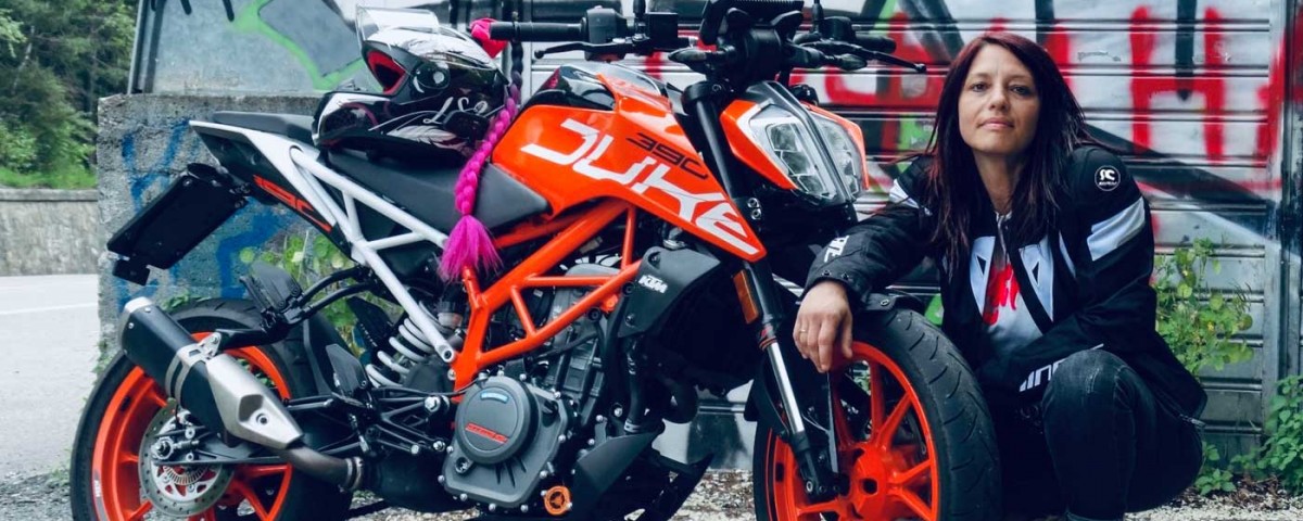 monica_ragazze_in_moto