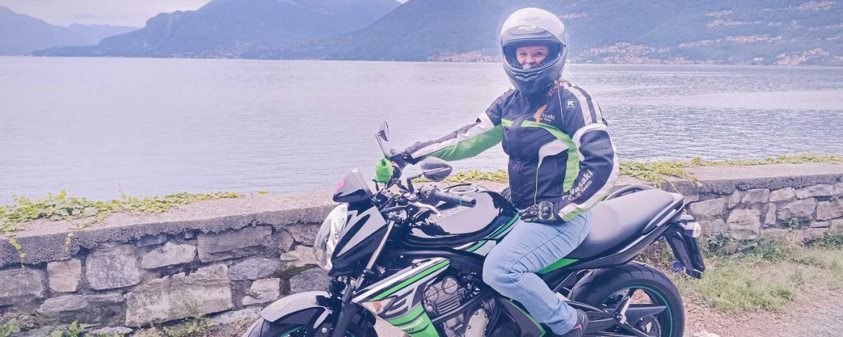 Giulia_ragazze_in_moto