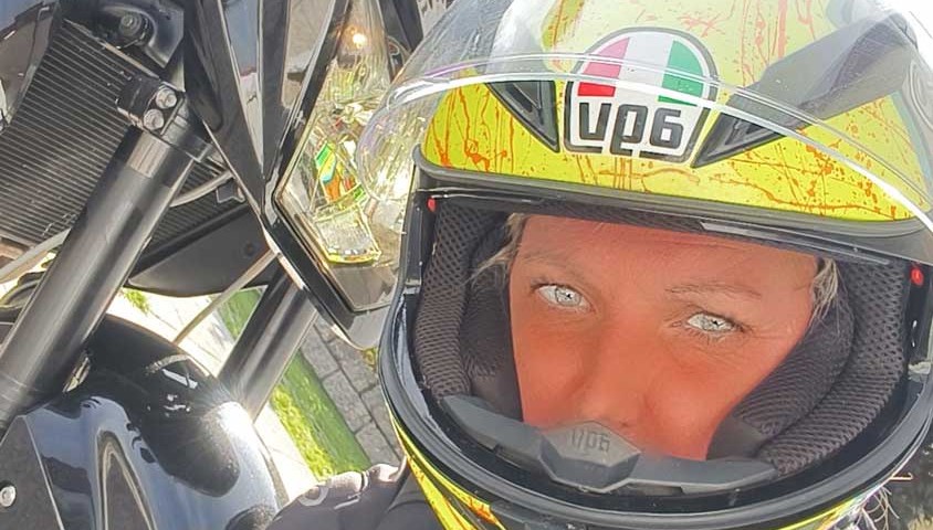 elly_ragazze_in_moto