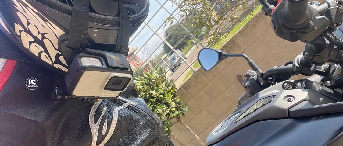 cristina-ragazze_in_moto