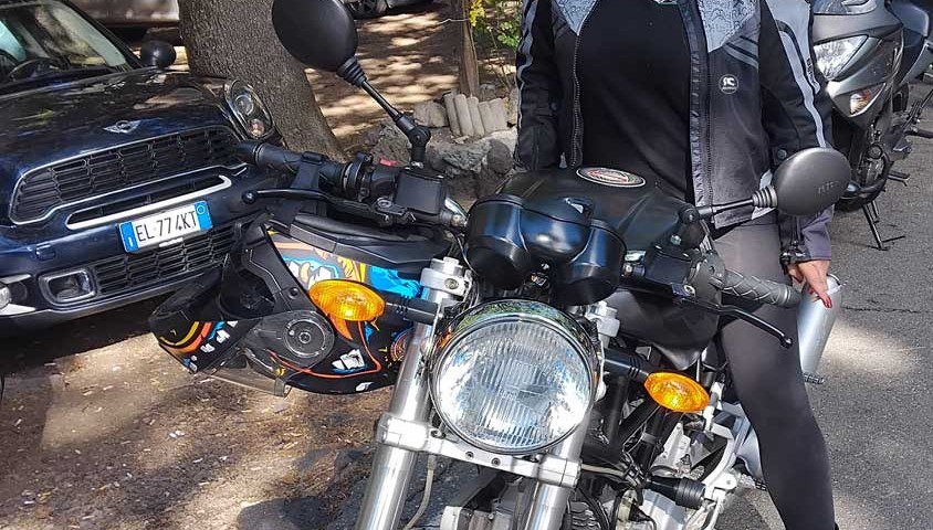melania_ragazze_in_moto