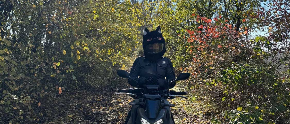 Laura_ragazze_in_moto