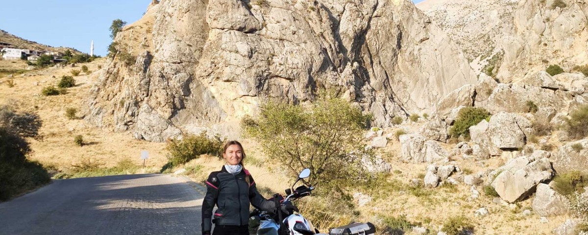 Yuliya-ragazze-in-moto